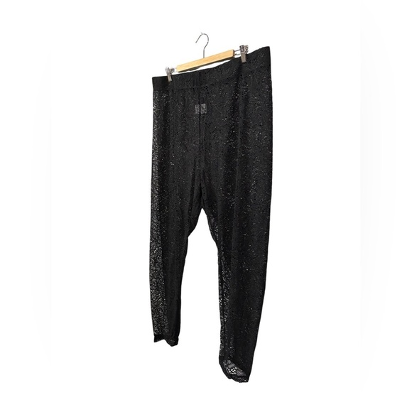 Penningtons, Black Lace Overlay Leggings, Size 2X (plus size) - Picture 6 of 8